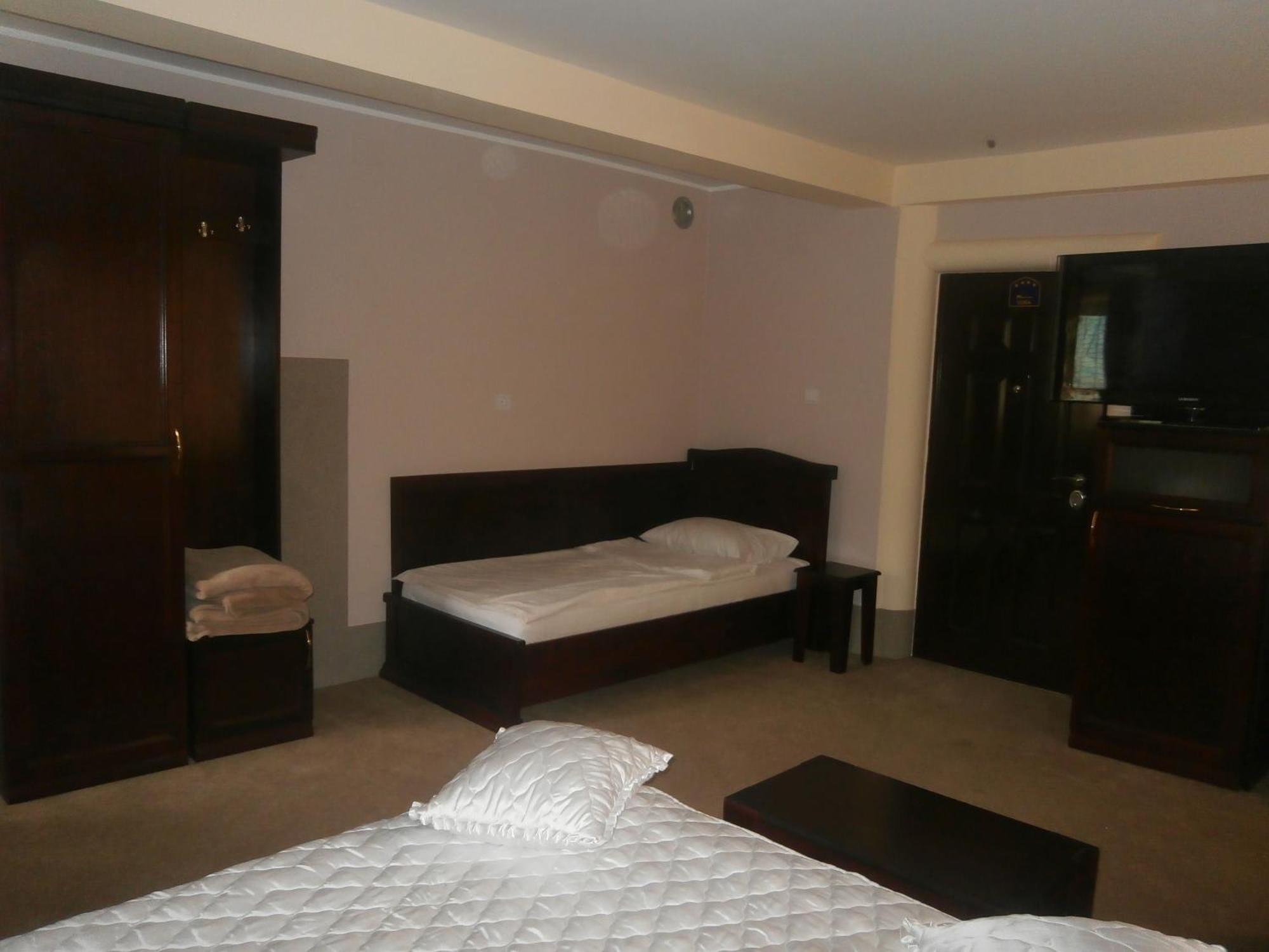 Hotel Vila Mitic Luxx Spa Centar Leskovac Kültér fotó