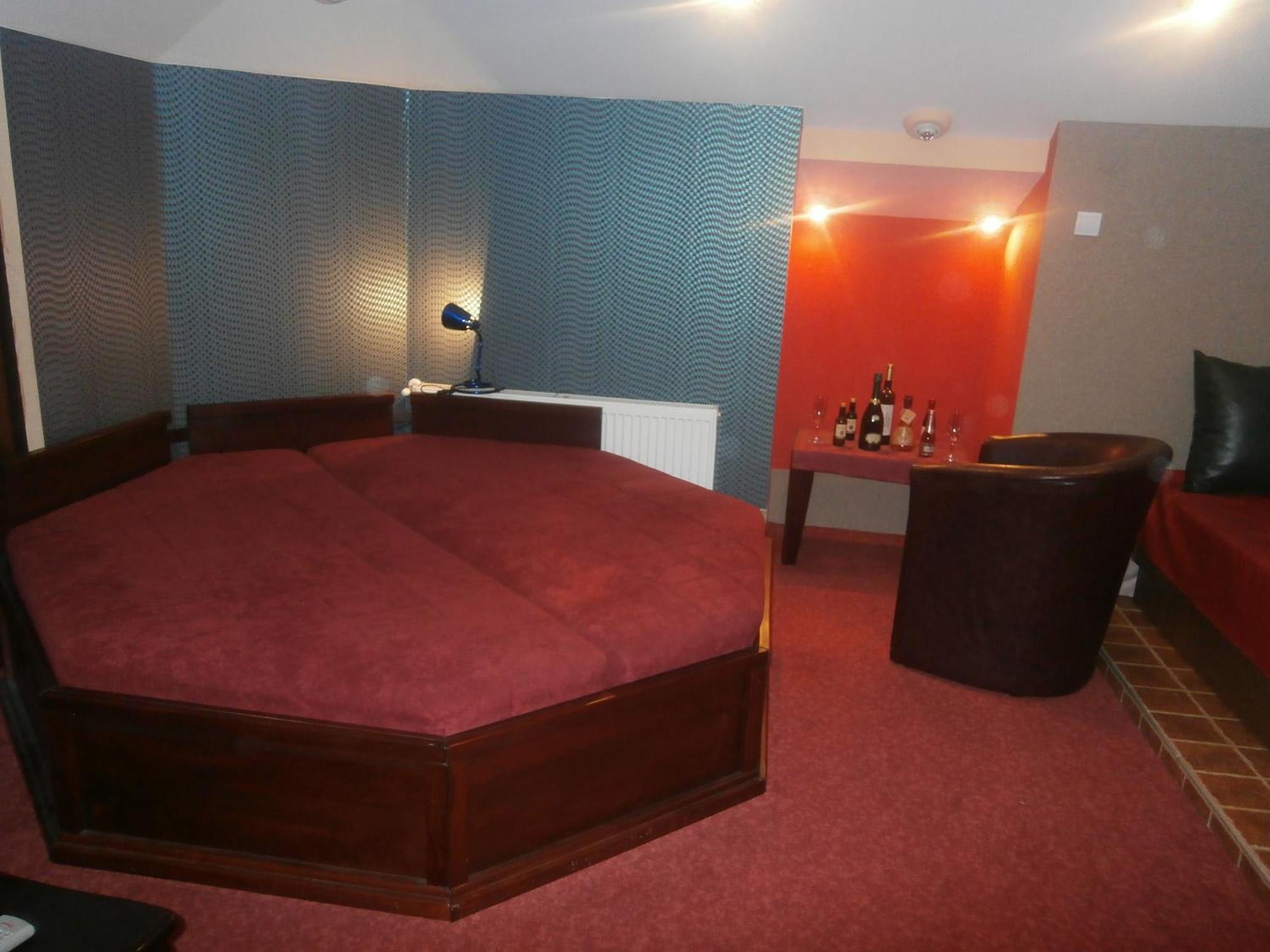 Hotel Vila Mitic Luxx Spa Centar Leskovac Kültér fotó